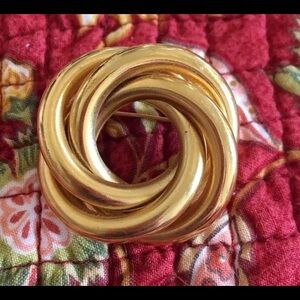 Vintage 1980’s Gold Brooch